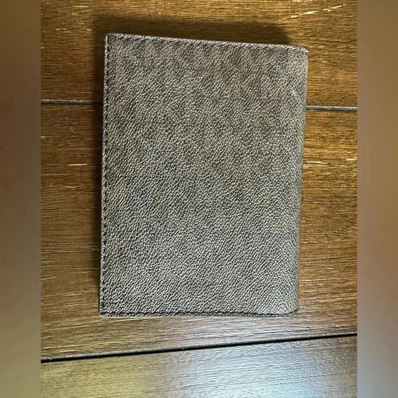 Michael Kors Jet set fold wallet - Picture 2 of 12